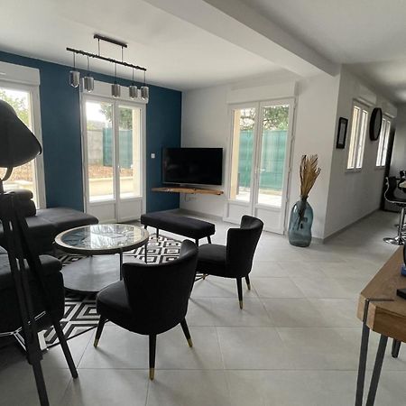 Chambre Serenite Dans Maison Au Calme Compiegne Luaran gambar