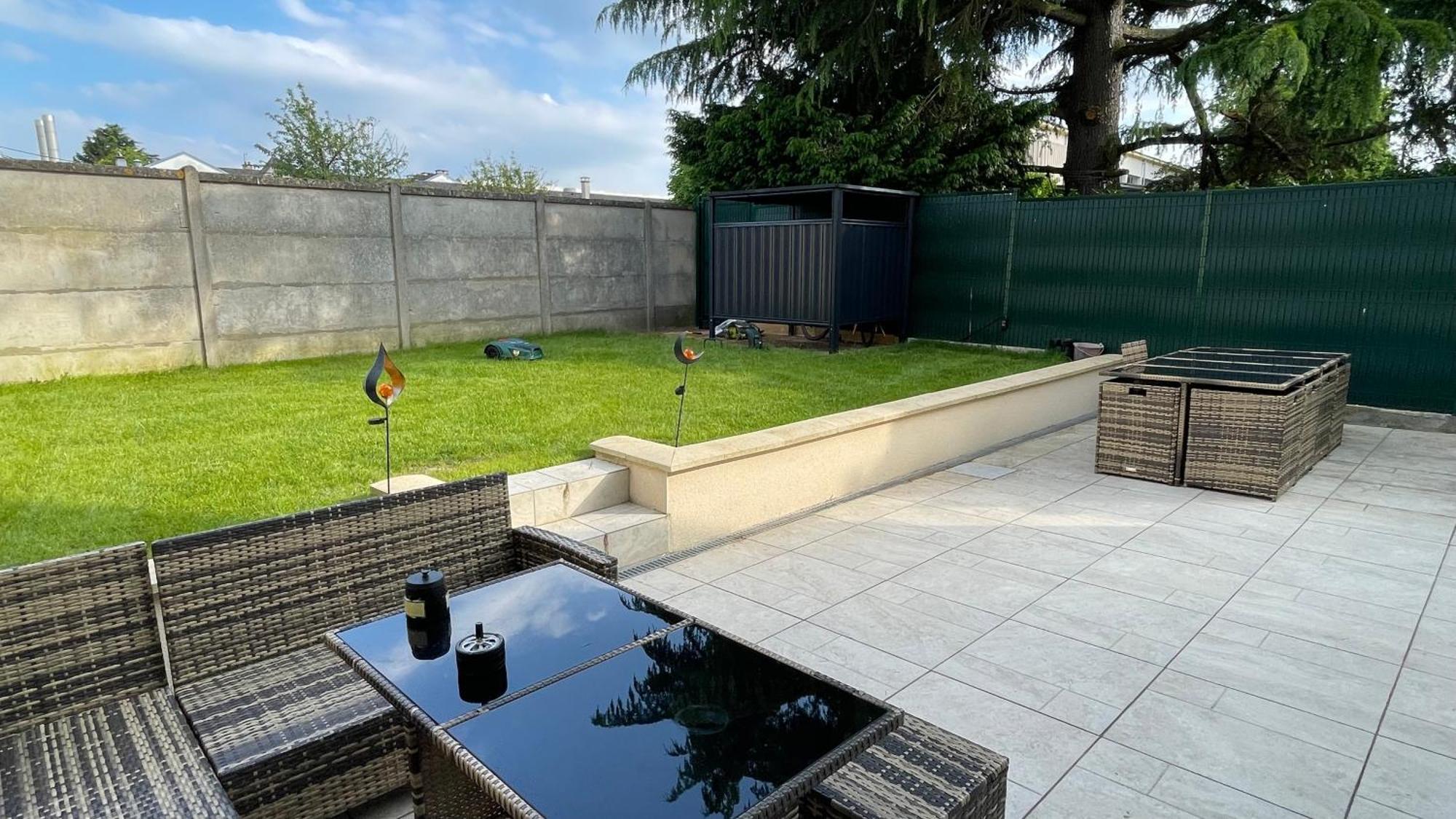 Chambre Serenite Dans Maison Au Calme Compiegne Luaran gambar